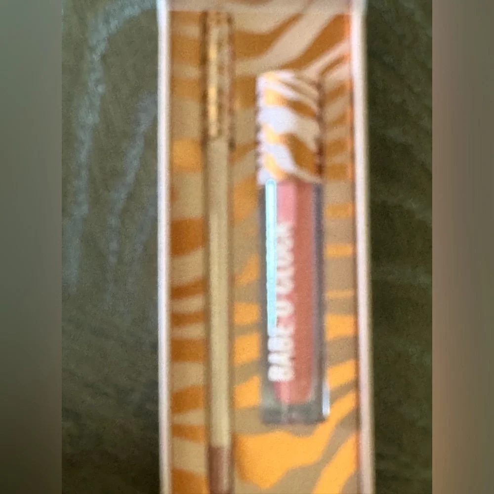 Beauty Creations Babe O'Clock Lip Duo - NWB